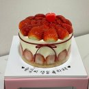 [해운대] 새콤달콤 딸기가 한가득 올라가는 &#34;달콤부엌&#34;/영업시간, 가격, 주차, 내돈내산 솔직후기
