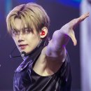 투바투 연준, 혼자서도 빛나는 '자체발광돌' 등극 이미지