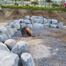 함평농업기술센터 국화온실 앞에 조그만 연못 이미지