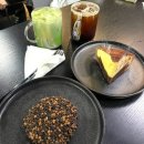 배스킨라빈스안산월드점 | 안산 중앙동 카페 ‘딥다이브’ 새벽까지 운영하는 힙한 디저트 카페 케이크 쿠키 맛집 (주차 가능)