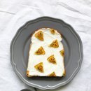 행복한 토스트 이미지