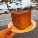 지에스25 삼척해변점 | 삼척해변카페 감성 오션뷰 카페 '모그(mog)' 시그니처 달아떼 티슈브레드 후기