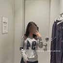 버프템 | 에잇세컨즈 세일 가성비템｜이미스 에코백 대체템 | 넘버링 풀오버(125851MQ1R) 후기