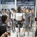 테슬러 로봇 '옵티머스' 중국에서 시선집중/AI 로봇 여행 2024.7.6. 조선外 이미지