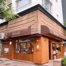 가방위에 고양이 이미지