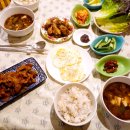Since 2012 에든버러 한인민박 Abbey Lane (애비레인) 오늘의 아침식사 메뉴 - 사골된장국, 제육볶음, 오븐닭구이 이미지