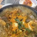 신선해장국 | [고양시/삼송] '국제시장 해장국' 방문 후기: 신선하고 푸짐한 내장이 돋보였던 얼큰 해장국!