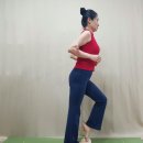 척추자세교정 걷기 테라피 이미지