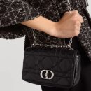 카로인 | 프로포즈백으로 받은 디올 카로백 미듐 은장 :: 소프트 양가죽 언박싱 착용샷 후기