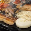 불타는돼지 이미지