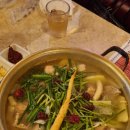 체리노래주점 - 10677 | 범계 야장 맛집 손에손잡고 범계역점에서 닭한마리 칼국수, 치즈라볶이, 씨앗호떡아이스크림 먹은 후기