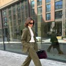 올리브그린 이미지