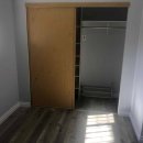 [벤쿠버] 메트로 타운 인근 (49 Ave) - $700/Room (유틸/인터넷 포함) - 캐네디언 룸메이트와 거주 이미지