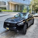 인피니티 QX70 풀옵션 럭셔리SUV 판매합니다 이미지