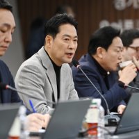 전한길 발끈 "이준석은 '한동훈 투'…장동혁-이준석 연대하면 지지 철회"