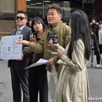 '경찰 3차 출석' 전한길 "이준석 하버드大 복수전공 허위...고소로 언론 자유 막아"