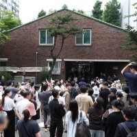 [속보] 잠실7동 ‘부족한 투표지’ 봉쇄 사태, 서울대 등 대학들도 가세…장기화 조짐