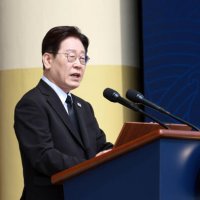 [속보] 李대통령 “다주택 공직자 승진 배제? 검토한 적도, 보고받은 적도 없어”