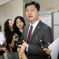 국힘 공개 충돌 "한동훈, 청문회 들어가야" vs. "밖에서 혼자 잘 놀면 돼"