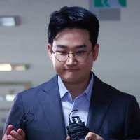 부모·여동생·아내 의사…‘피습 자작극’ 정이한 측 “의사 집안서 의사 안 돼, 갈등 풀려한 것”