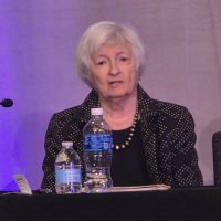 [트럼프 스톡커] 대통령 성토장 된 경제학 최고 거두들의 축제