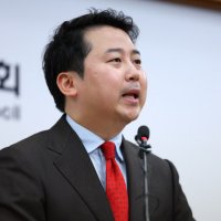 [속보]'여론조사 왜곡' 국힘 장예찬, 대법 유죄 취지 파기환송