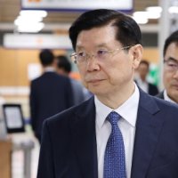'비화폰 삭제' 전 경호처장 1심 무죄…"증거인멸 의도 없어"