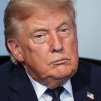 “트럼프가 이란에 항복했다” MAGA·보수 강경파서 불만 확산