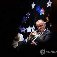 메르츠 독일 총리 ‘독설’… “미국, 이란에 굴욕 당하는 중”