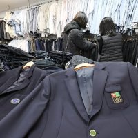 "교복이 60만원?"…'정장형' 퇴출하고 '생활형'으로 바꾼다