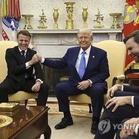 "200% 와인 관세"…트럼프 폭탄에 프랑스 '발칵'