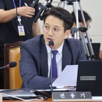 전용기 “한동훈 공개한 기소계획보고서, 검찰 캐비닛에 있어야 할 자료”