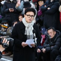 "윤통은 절대 이준석 품지말라"…이준석, '한동훈' 당게 글 공개 "동명이인이길"