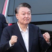 윤석열 “저를 밟고 독재정권에 맞서달라…계엄은 헌법수호책무의 결연한 이행”