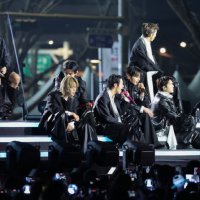 외국인 매출 3배 '쑥'…백화점, 4월도 'BTS 효과' 기대감