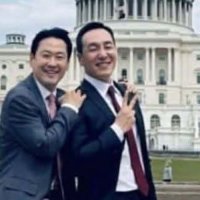 [사설]대표는 방미 인증샷, 후보들은 각자도생, 의원들은 구경만