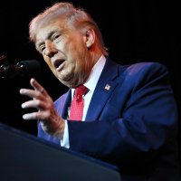 [속보] 트럼프 마크롱 평화위 가입 거부에 佛와인에 200% 관세