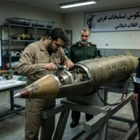 이란, 폭발 안 된 미군 첨단 미사일 ‘역설계’ 착수…무기 기술 통째로 털리나