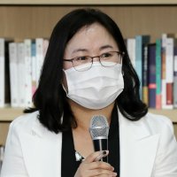‘학폭재판 노쇼’ 권경애 피해 유족, 헌재에 재판소원 청구