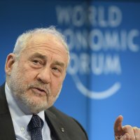 골드만삭스 "원유 평균 100달러"·스티글리츠 '스태그플레이션' 경고