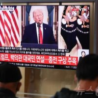 트럼프 “이란 공격 2주 중단”…유가 16% 급락, 증시 선물 반등