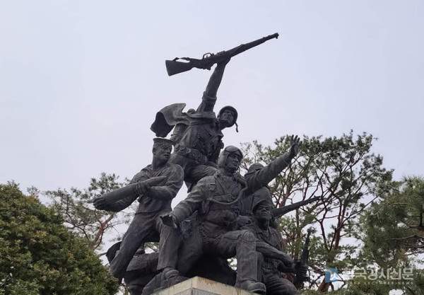 아로스 팝업