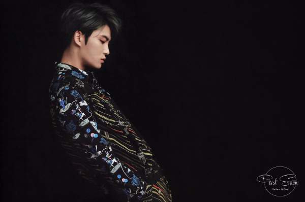 과거 동방신기시절 별명이 비쥬얼쇼크 였던 비쥬얼담당 김재중 10년전 사진과 현재 모습 사진 | 인스티즈