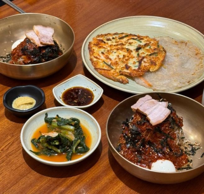 샘밭막국수 본점 | 각종 상과 방송경력이 있는 춘천맛집, 춘천막국수맛집, 소양강댐맛집