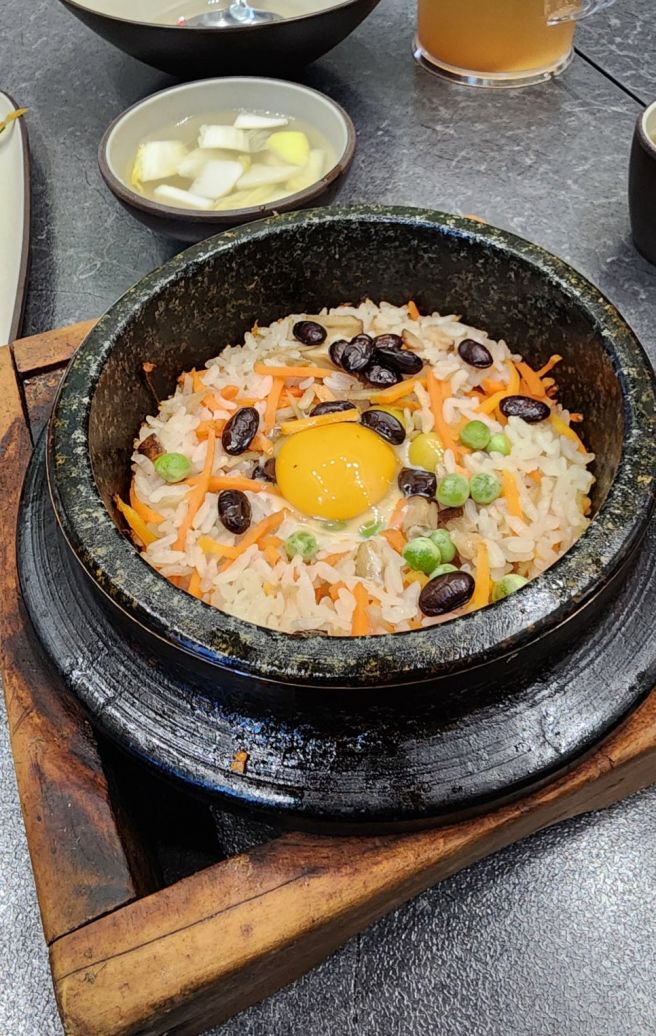 (전북 전주/효자동) 가격이 참 사악하구나, 반야돌솥밥 리뷰!