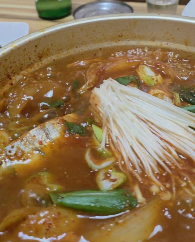 [괴산] 전통시장 주변 현지인 추천 맛집 건고추 장 보기부터 오일장 먹부림 솔직 후기