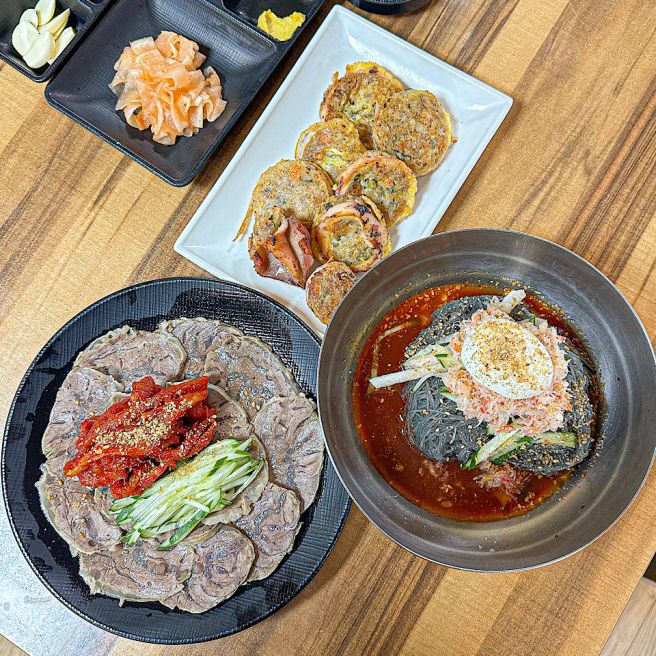 속초 청초호 맛집 중앙시장 홍게냉면 낙천회관