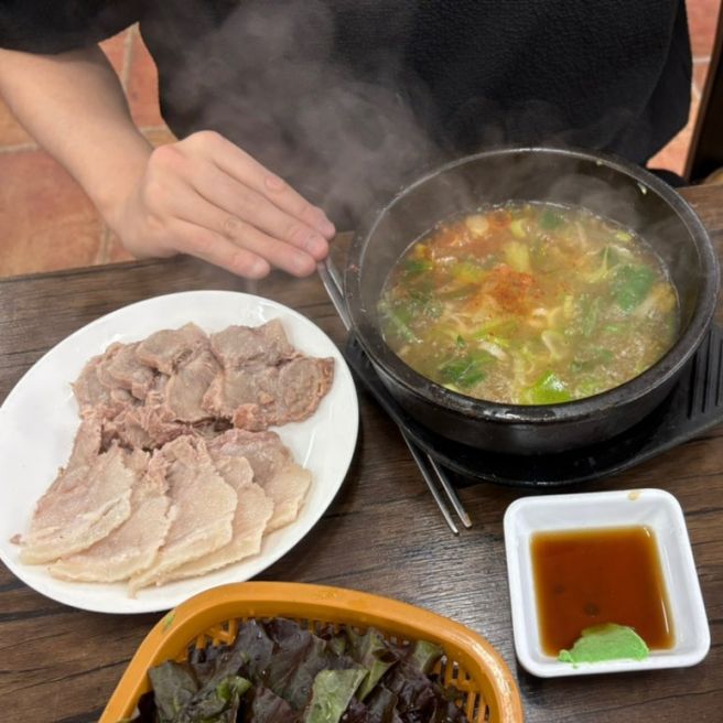 [부산] 밀양국밥 / 사상터미널 앞 50년 된 로컬 국밥집, 연중무휴 새벽까지 하는 곳