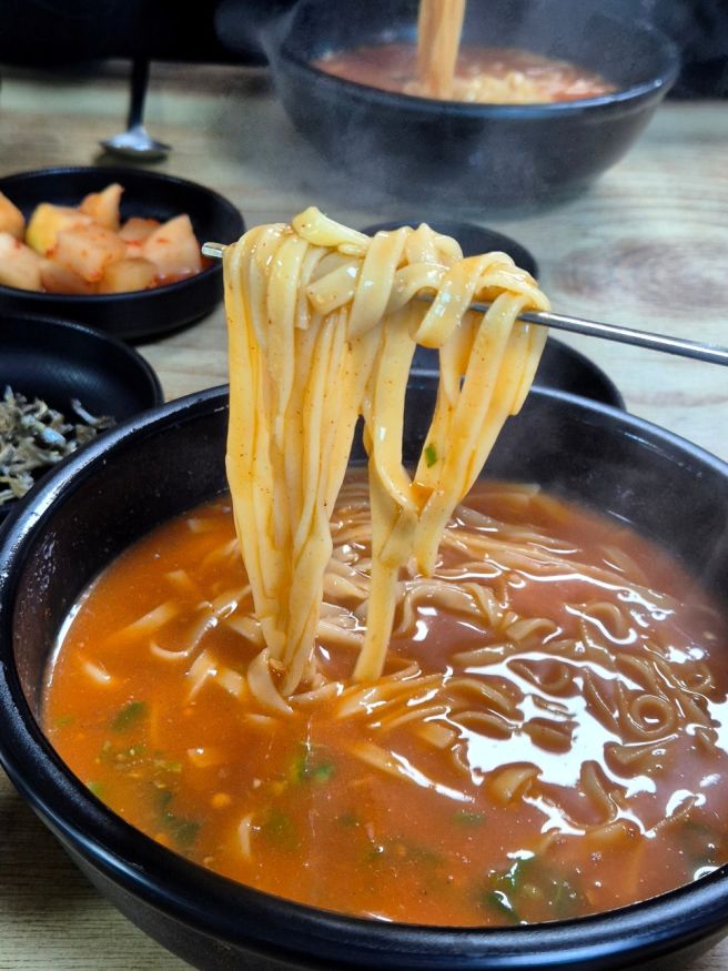 구미 로컬 맛집 현지인 찾는 가산수피아 옆 새월식당