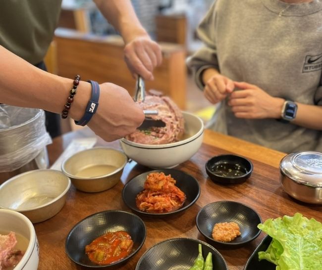 [제주]존맛, 로컬맛집 추천, 접짝뼈국, 넉둥배기, 돔베, 카페 커피파인더, 미소미소소품삽